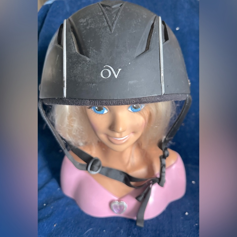 Ovation Deluxe Schooler Equestrian Riding Helmet Sz M/L Black Light, Vented EUC